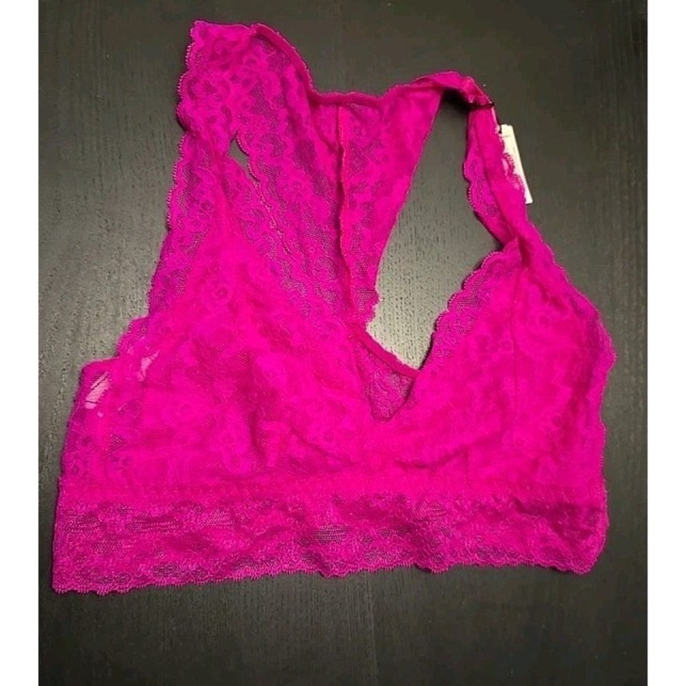 NWT NOS 2016 Victoria's Secret Med Lace Hot Pink Racerback Bralette Wireless Bra
